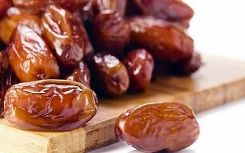 قیمت خرید خرما پیارم تازه + طرز تهیه