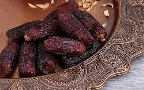 قیمت خرید خرما پیارم تازه + طرز تهیه