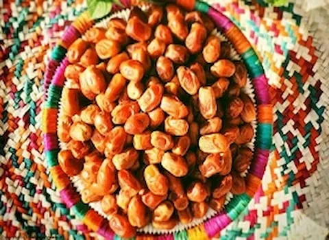 آشنایی با خرما زاهدی + قیمت استثنایی