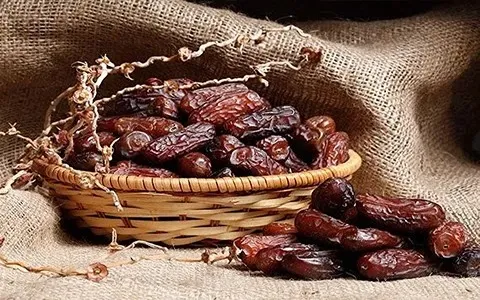 خرید خرمای پیارم صادراتی + قیمت عالی با کیفیت تضمینی