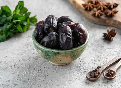 قیمت خرید خرمای مضافتی اصل + تست کیفیت