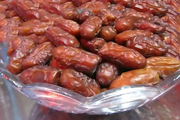 قیمت خرما کبکاب بوشهر + پخش تولیدی عمده کارخانه