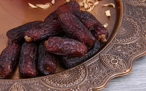 خرید خرمای پیارم صادراتی + قیمت عالی با کیفیت تضمینی